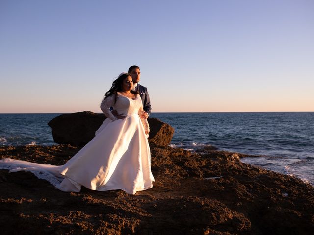 La boda de José y Orathai en Altafulla, Tarragona 297