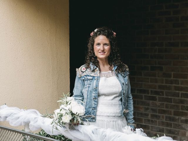 La boda de Dani y Gemma en Corbera De Llobregat, Barcelona 56