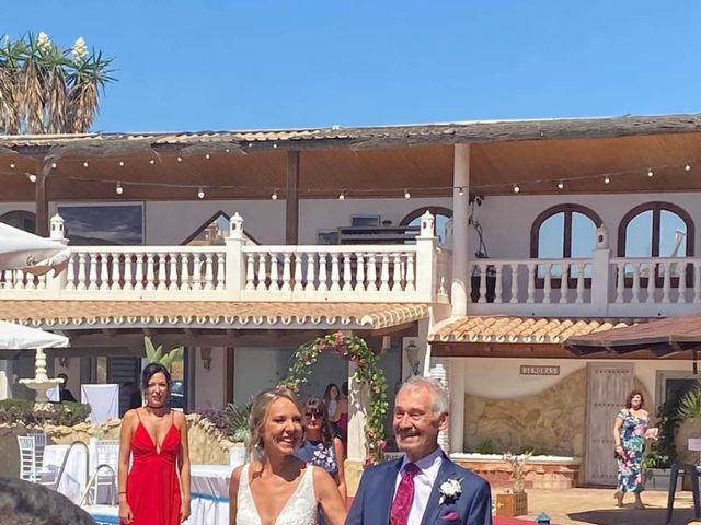 La boda de Pedro y Victoria en Málaga, Málaga 1
