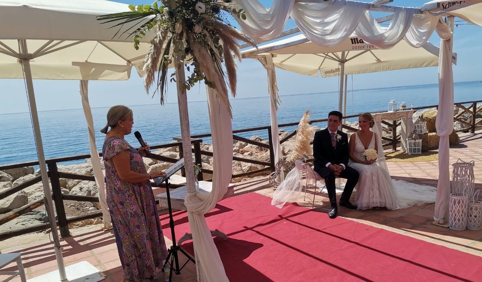 La boda de Pedro y Victoria en Málaga, Málaga