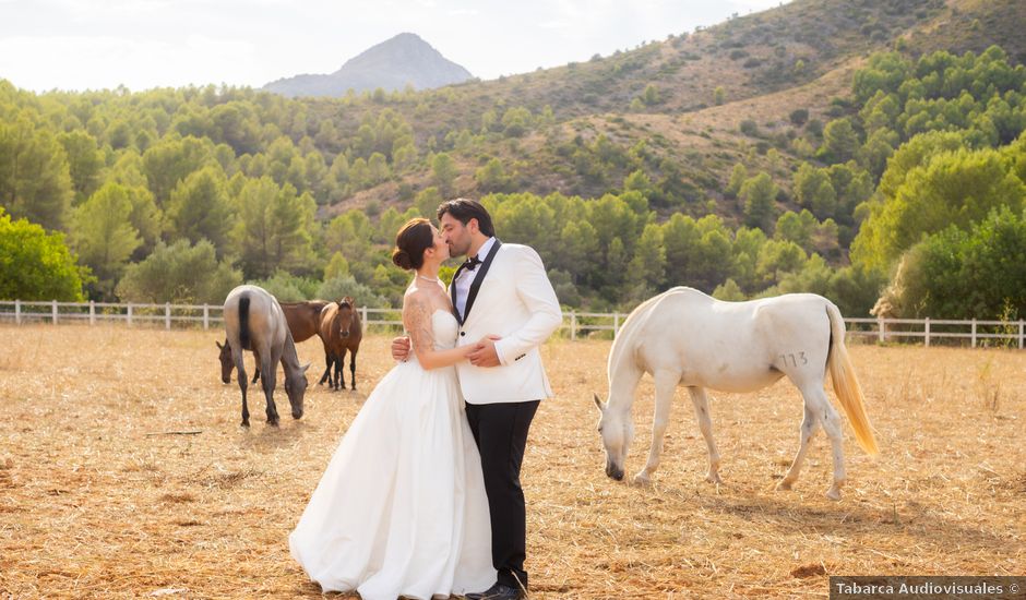 La boda de Gian y Kellyn en Orba, Alicante