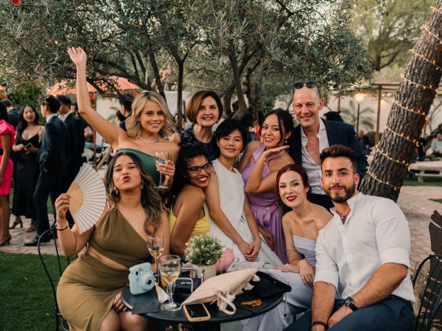 La boda de Bobbi y Sophie en Talamanca Del Jarama, Madrid 170