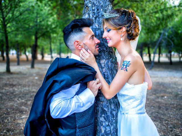 La boda de Soraya y Santi en Villafranca De Los Barros, Badajoz 42