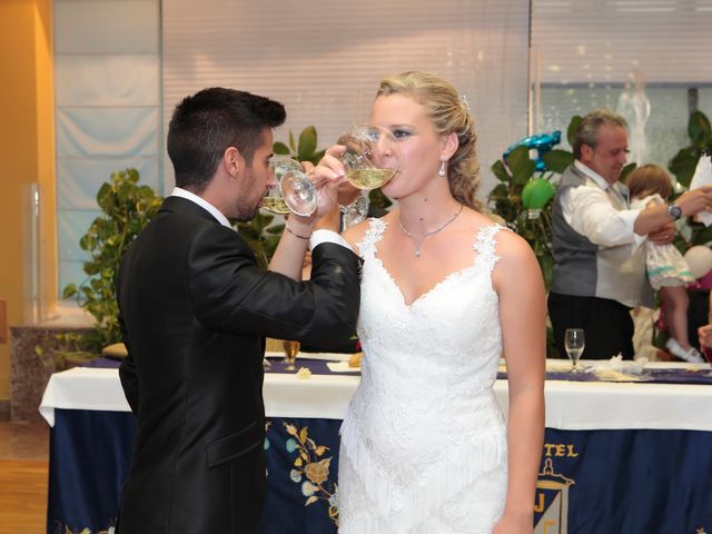 La boda de Jose Antonio y Reyes en Beas De Segura, Jaén 25