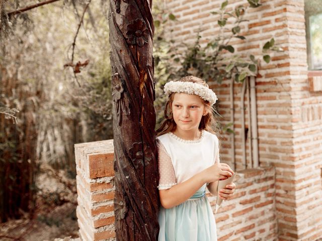 La boda de Miguel y Alicia en Alalpardo, Madrid 32