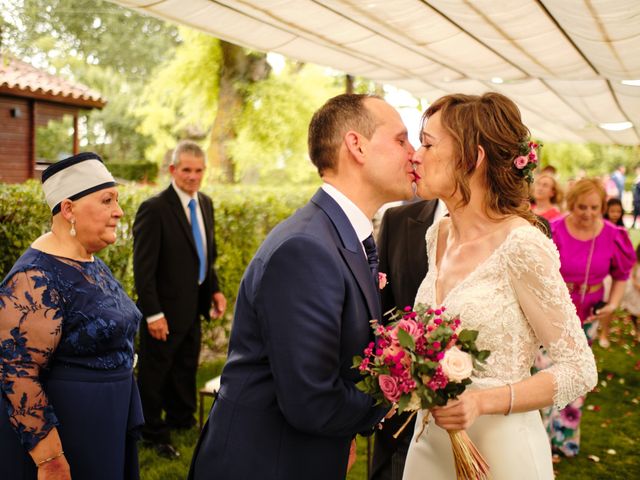 La boda de Manu y Mari en Pedrosillo El Ralo, Salamanca 29