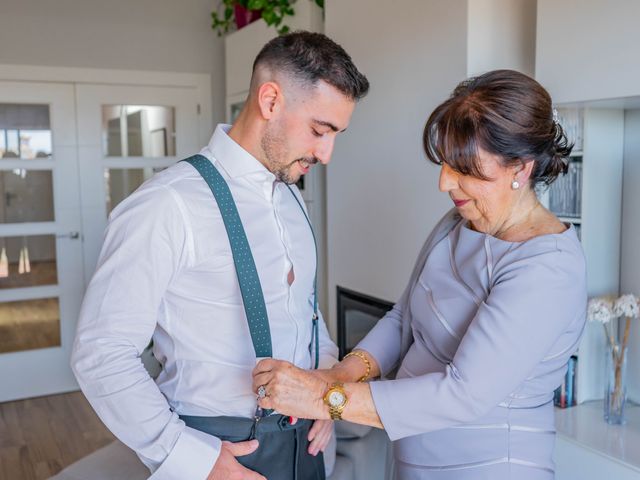 La boda de Elisabeth y Pablo en Torre Del Mar, Málaga 2