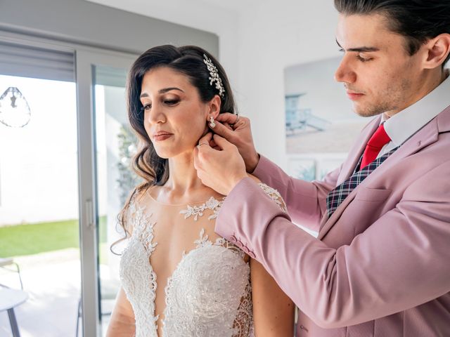 La boda de Elisabeth y Pablo en Torre Del Mar, Málaga 27
