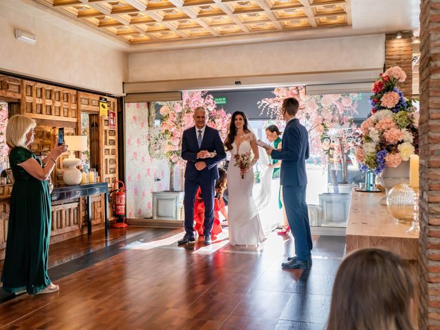 La boda de Elisabeth y Pablo en Torre Del Mar, Málaga 51