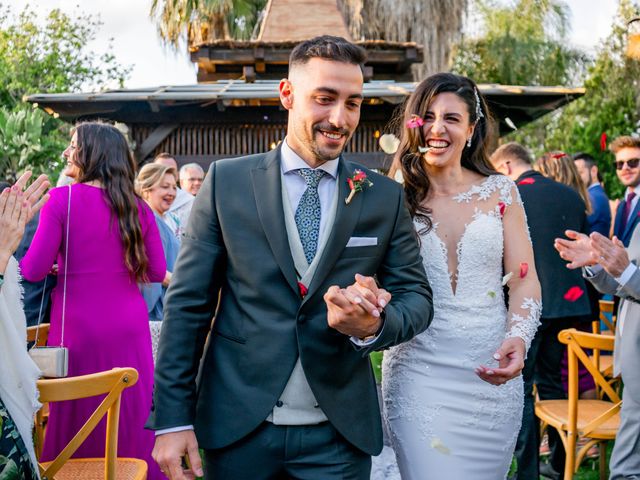 La boda de Elisabeth y Pablo en Torre Del Mar, Málaga 65