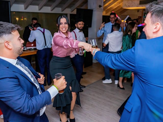 La boda de Elisabeth y Pablo en Torre Del Mar, Málaga 89