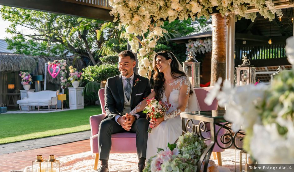 La boda de Elisabeth y Pablo en Torre Del Mar, Málaga