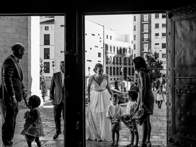 La boda de Alfredo y Beatriz en Valladolid, Valladolid 22