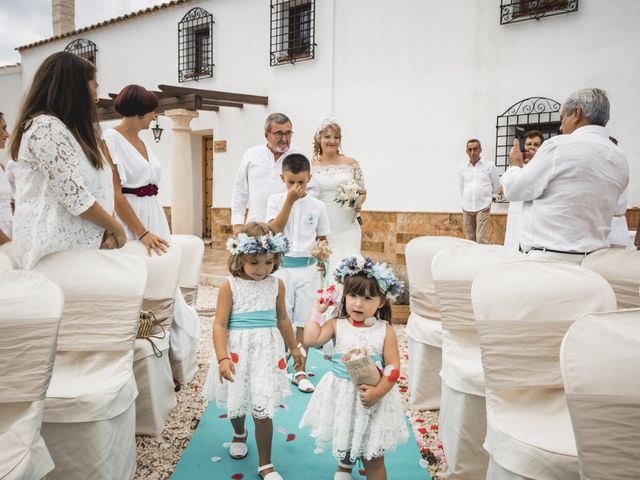 La boda de Alonso y Ana en Taberno, Almería 36