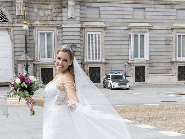 La boda de Tamara y Iván en Madrid, Madrid 25