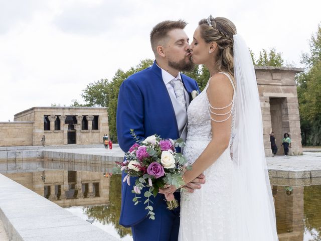 La boda de Tamara y Iván en Madrid, Madrid 31