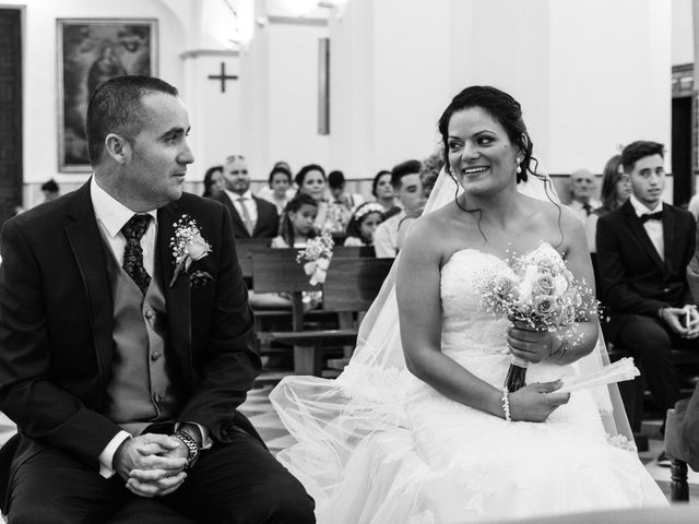 La boda de Miguel Angel y Raquel en Chiclana De La Frontera, Cádiz 17