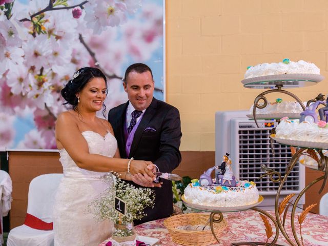 La boda de Miguel Angel y Raquel en Chiclana De La Frontera, Cádiz 28