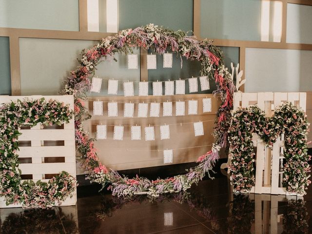 La boda de Carlos y Marialu en Campo De Criptana, Ciudad Real 129