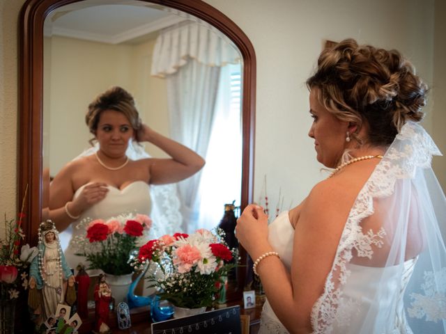 La boda de Santiago y Cristina en Brunete, Madrid 30