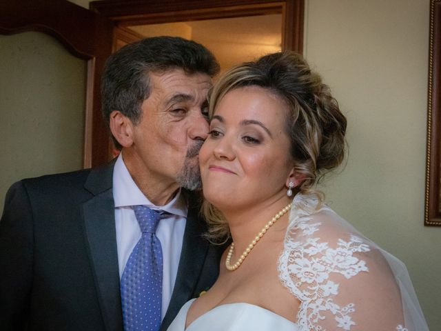 La boda de Santiago y Cristina en Brunete, Madrid 42