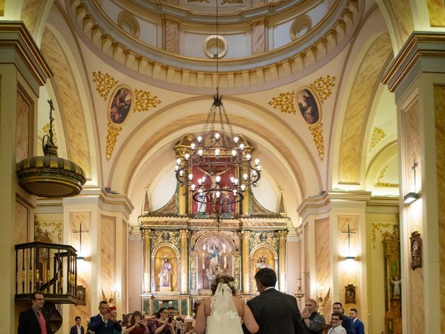 La boda de Santiago y Cristina en Brunete, Madrid 55