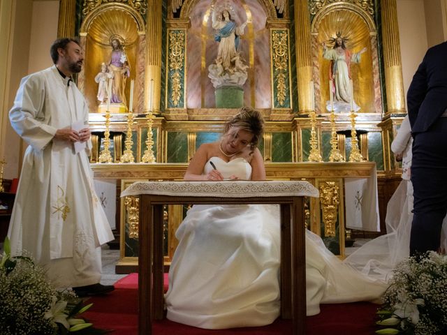 La boda de Santiago y Cristina en Brunete, Madrid 67