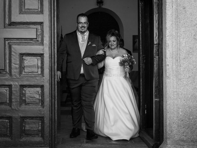 La boda de Santiago y Cristina en Brunete, Madrid 69