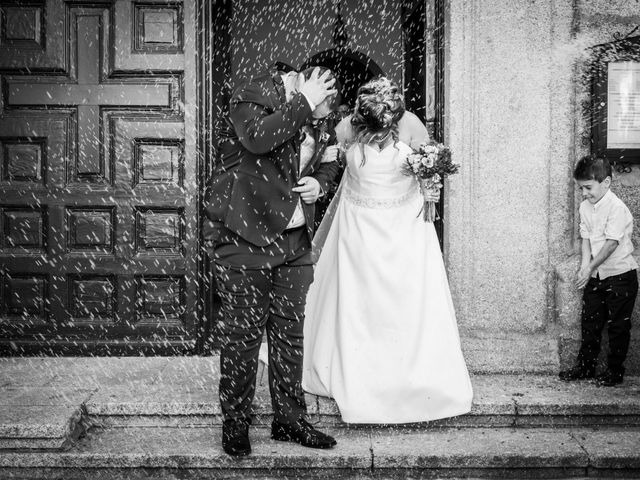 La boda de Santiago y Cristina en Brunete, Madrid 71