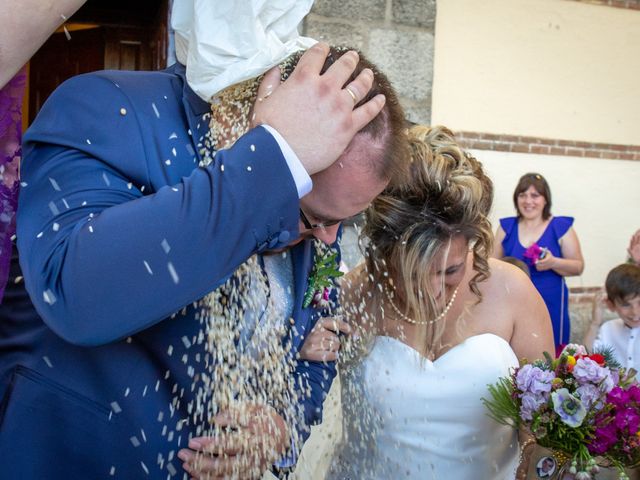 La boda de Santiago y Cristina en Brunete, Madrid 74