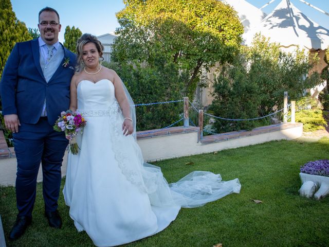 La boda de Santiago y Cristina en Brunete, Madrid 83