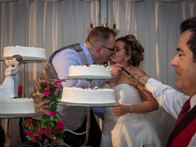 La boda de Santiago y Cristina en Brunete, Madrid 99