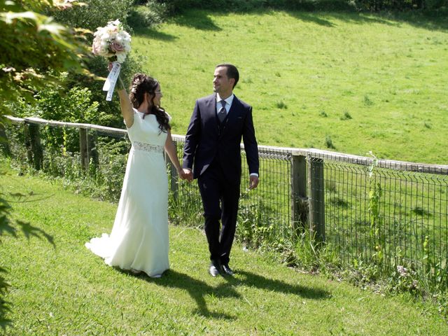 La boda de Alvaro y Ainhoa en Zeanuri, Vizcaya 4