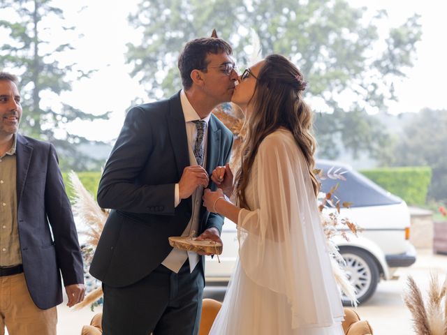 La boda de Èric y Agnès en Montmajor, Barcelona 23