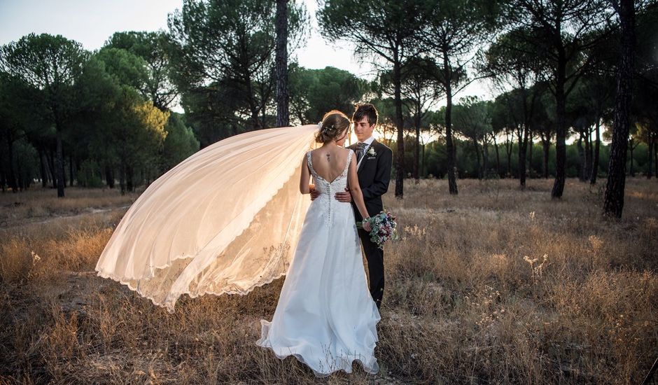 La boda de Carlos  y Ariadna  en Valladolid, Valladolid