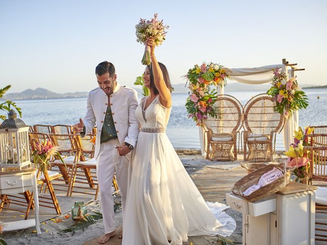 La boda de Jose y Kelly en La Manga Del Mar Menor, Murcia 98