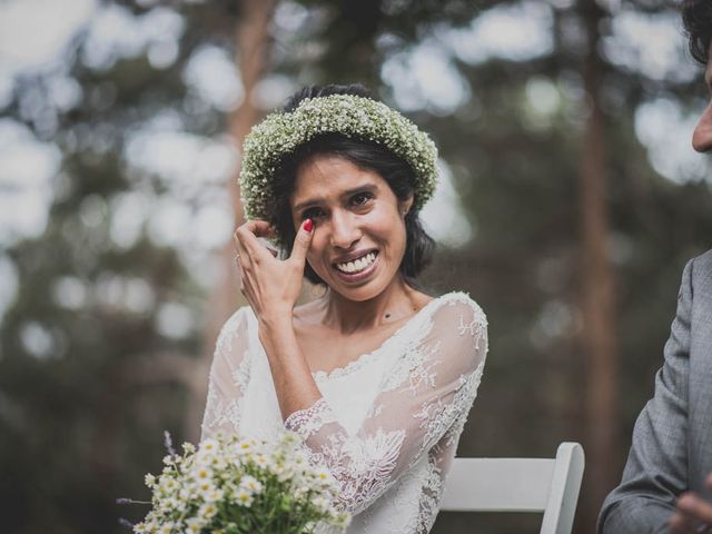 La boda de Alejandro y Joyti en Rascafria, Madrid 40