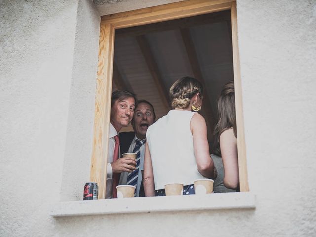 La boda de Alejandro y Joyti en Rascafria, Madrid 108