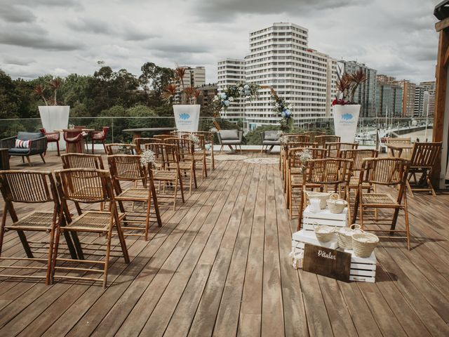 La boda de Ana y Ismael en Gijón, Asturias 1