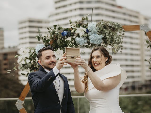La boda de Ana y Ismael en Gijón, Asturias 15