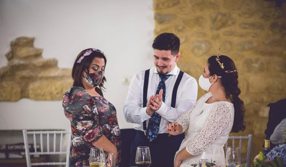 La boda de Álvaro y Carolina en Osuna, Sevilla