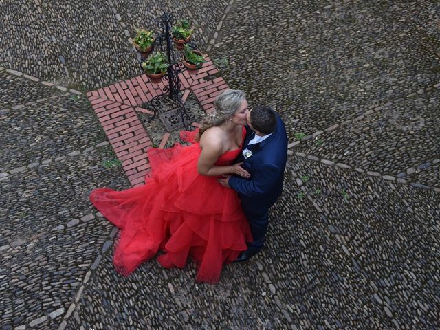 La boda de Daniel y Laura  en Carrizo De La Ribera, León 1