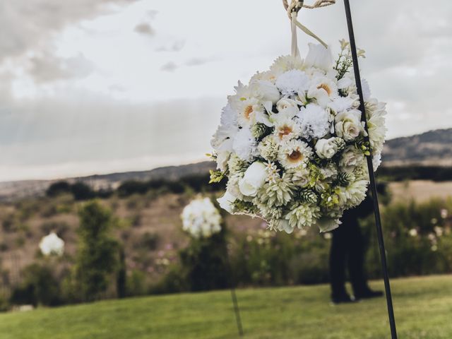 La boda de Olivier y Carmen en San Agustin De Guadalix, Madrid 20