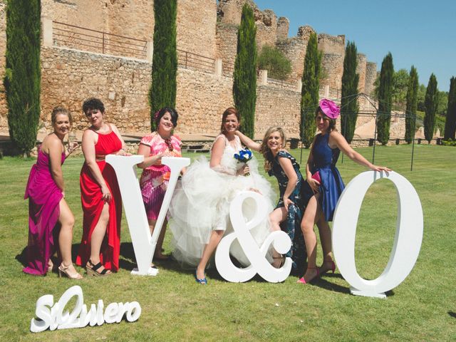 La boda de Óscar y Vanessa en Berlanga De Duero, Soria 31