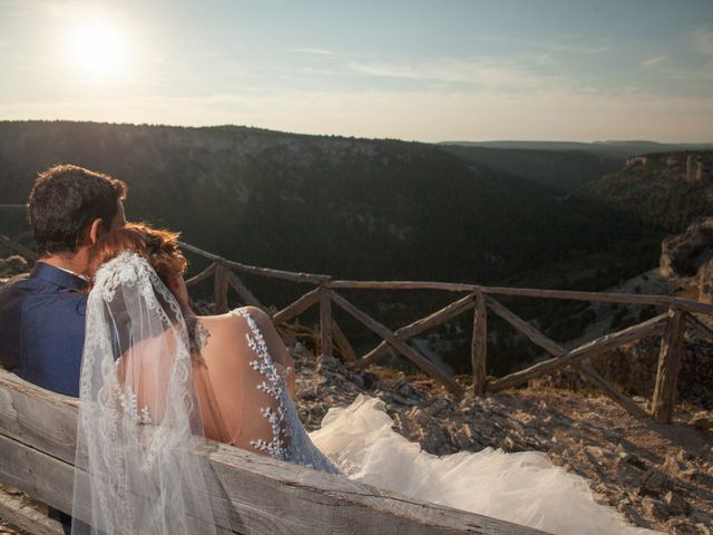 La boda de Óscar y Vanessa en Berlanga De Duero, Soria 50