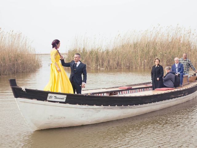 La boda de Juan y Paz en Valencia, Valencia 9