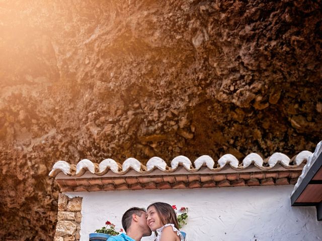 La boda de Natalia y Dani en Benajarafe, Málaga 5