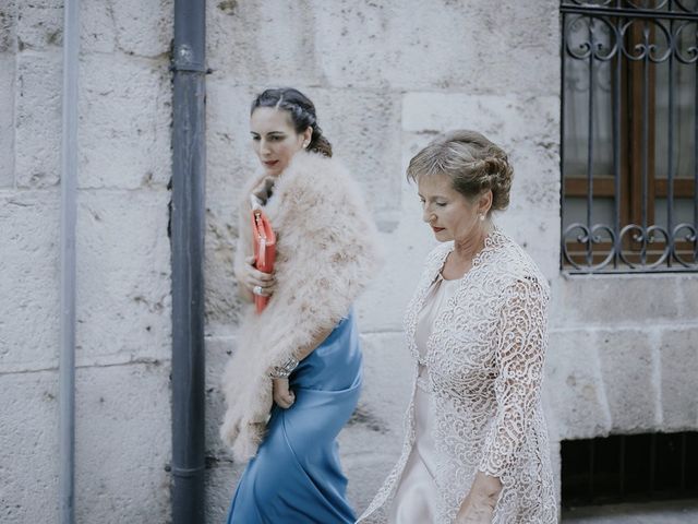 La boda de Gonzalo y Laura en Burgos, Burgos 43