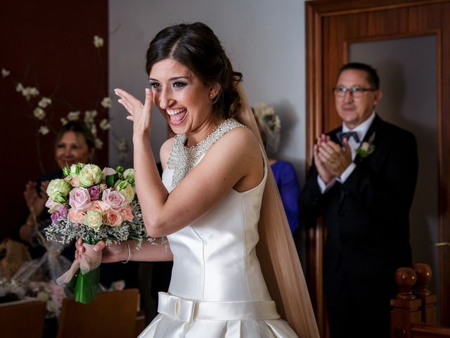 La boda de Joan y Mireia en Vilobi Del Penedes, Barcelona 9