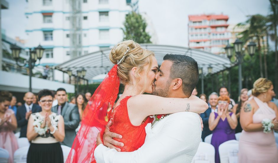 La boda de Aaron y Anna en Puerto De La Cruz, Santa Cruz de Tenerife